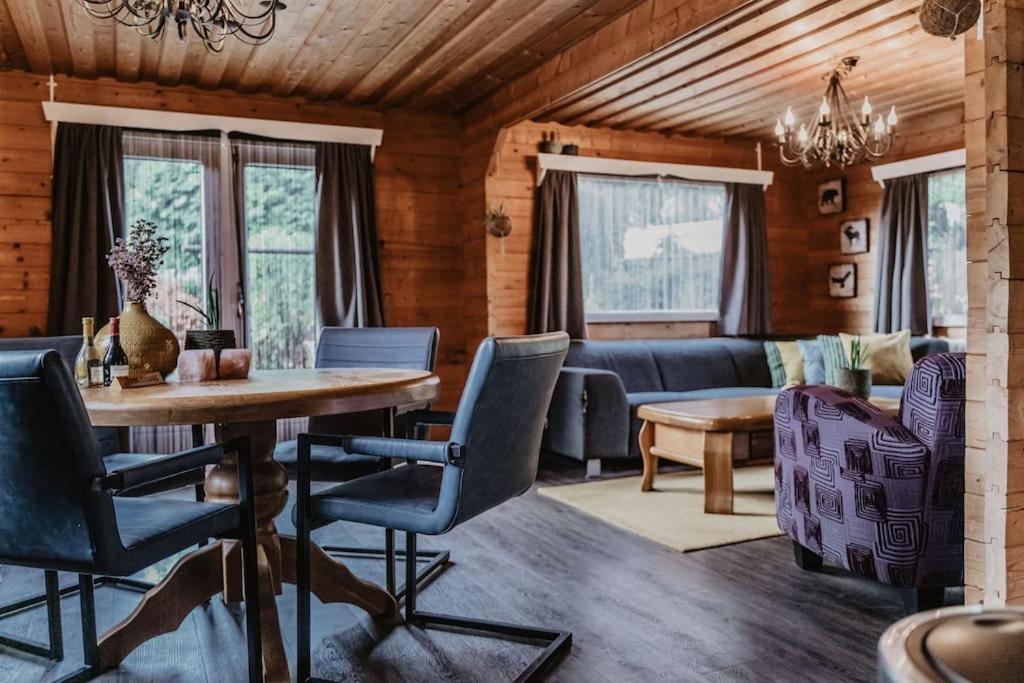 Cosy And Romantic Forest House Met Sauna Op De Veluwe 푸텐 외부 사진